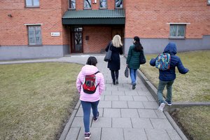 Prokuratūra pradėjo tyrimą dėl galimai neteisėto Ukrainos vaikų vežimo į Baltarusiją