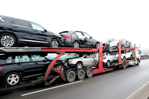 Sugedus pirktam automobiliui mažeikiškė panoro atgauti pinigus: teismo sprendimas aktualus visiems vairuotojams