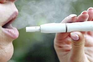 Seimas po svarstymo pritarė skoninių kaitinamojo tabako gaminių uždraudimui