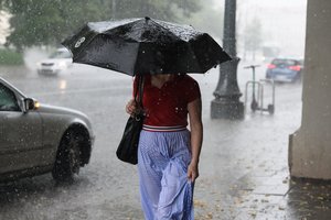 Temperatūra kils iki 30 laipsnių, vietomis gaivins liūtys: prognozuoja, kur jų tikimybė didžiausia