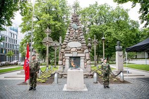 Gedulo ir vilties dienos renginiai prasideda Kauno geležinkelio stoties perone