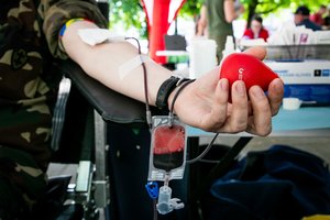 Gydytojas apie kraujo donorus: be jų daugybė pacientų tiesiog neišgyventų