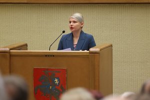 Istorikė Monika Rogers: „Vakarų Europoje iniciatyvos įvertinti sovietų nusikaltimus vis dar laikomos kontroversiškomis“