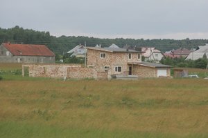 Pabrangiems sklypams pirkėjai ieško pigesnių alternatyvų: jų yra, tačiau tenka būti itin budriems