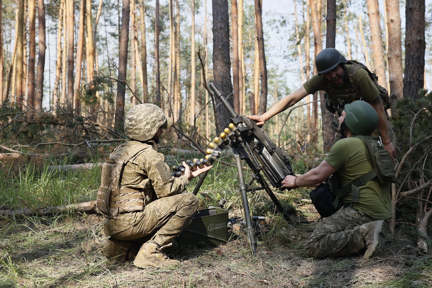 Karas Ukrainoje. Ukrainos kariai.<br>AP/Scanpix nuotr.