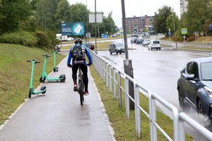 Paspirtukai numetami kur tik pasitaiko: ar dar galima pataisyti tai, kas keletą metų buvo palikta savieigai?