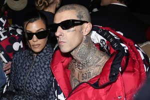 Kourtney Kardashian ir Travisas Barkeris laukia pirmos bendros atžalos