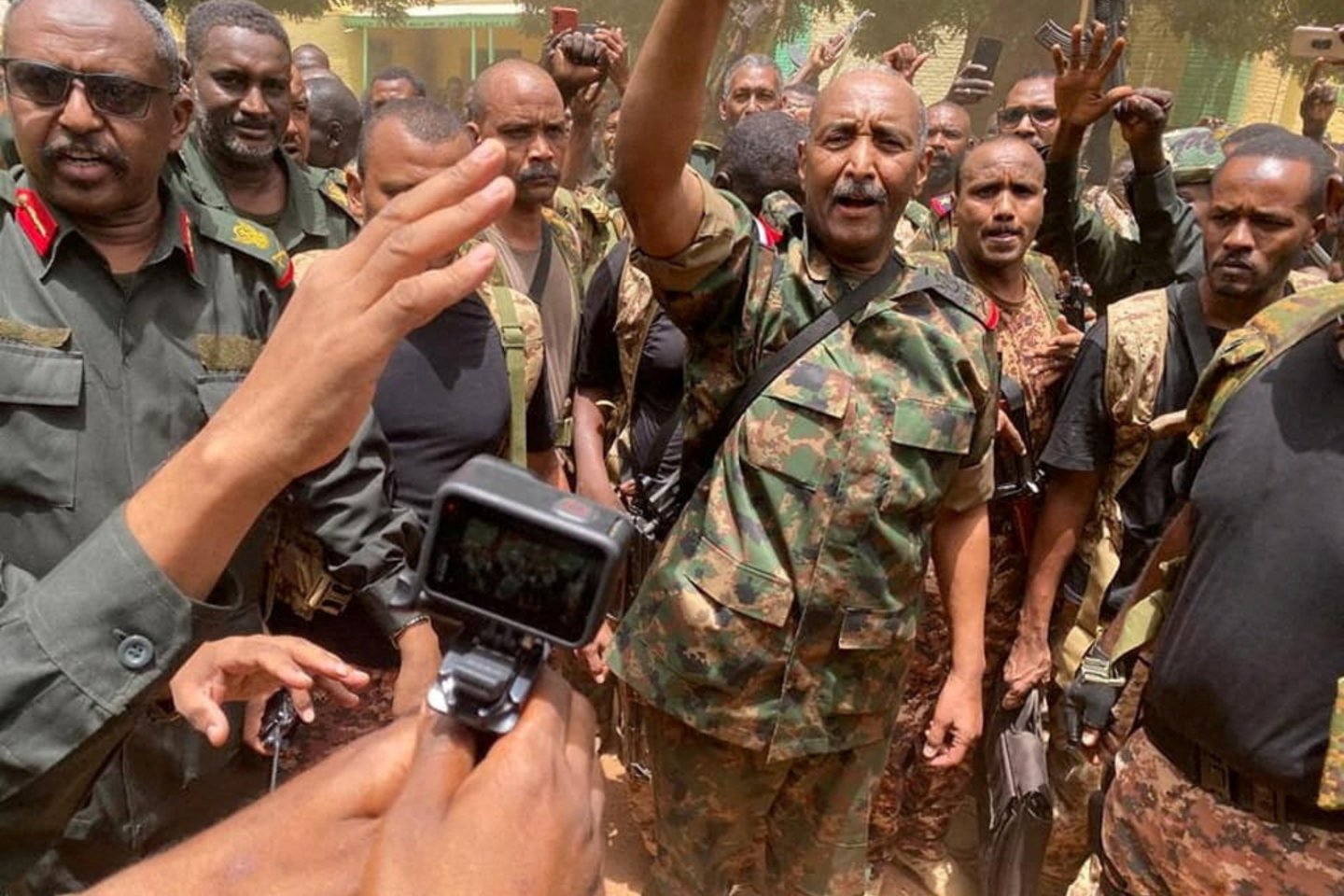 Po smarkių mūšių Sudane įsigaliojo naujos paliaubos.<br>Reuters/Scanpix nuotr.
