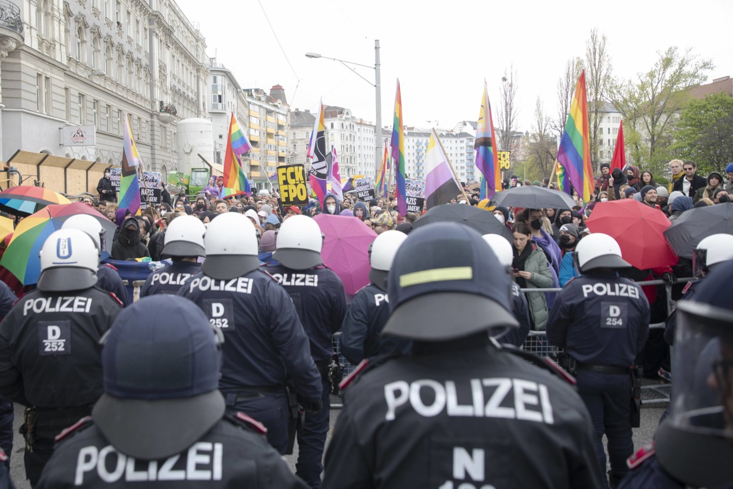 Austrijos policija užkirto kelią išpuoliui prieš homoseksualų eitynes. .<br>Imago-images/Scanpix nuotr.