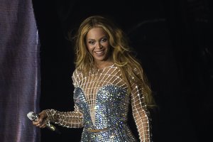 Vokietijoje Beyonce sustabdė koncertą dėl ypatingo gerbėjos noro: susirinkusieji negailėjo ovacijų