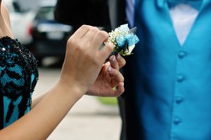 Artėja abiturientų išleistuvės: vieniems – svarbiau už vestuves, kiti nebemato prasmės į jas eiti