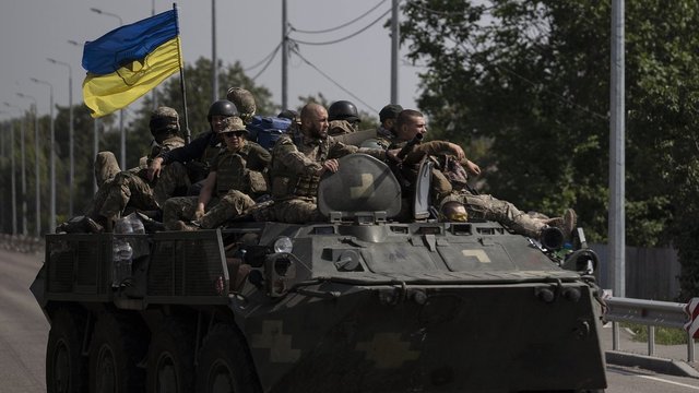 Anot Ukrainos ginkluotųjų pajėgų vado, padėtis fronte yra sudėtinga: pažangą stabdo kelios priežastys