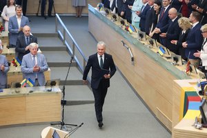 Ekonomistai sutinka su G. Nausėdos kritika mokesčių reformai ir klausia, ar ji išvis gali būti teikiama