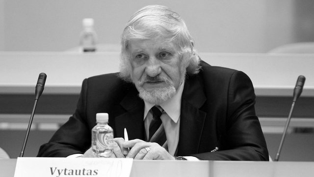 Mirė Vytautas Šustauskas