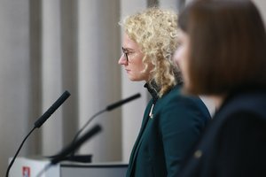 A. Armonaitė į mokesčių reformą žvelgia skeptiškai: vienas pakeitimas „atrodo keistai“