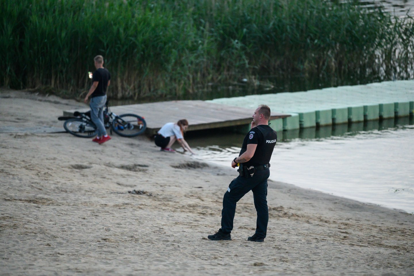 Vilniuje ežere nuskendo jaunas vyras.<br> V. Skaraičio nuotr.