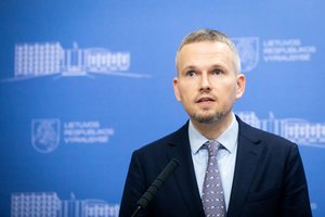 I. Šimonytės komandoje – pokyčiai: iš pareigų traukiasi patarėjas