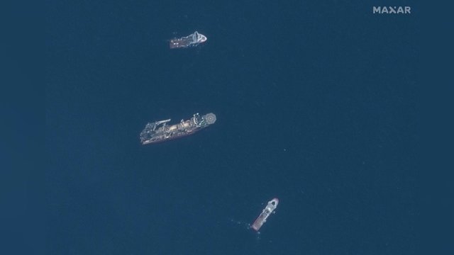 Užfiksuota: palydovinėse nuotraukose virš sudužusio „Titaniko“ matyti paieškos ir gelbėjimo laivai