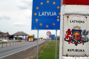 Latvija imasi veiksmų: uždaro sieną rusams