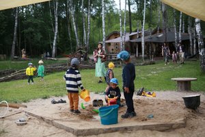 Vaikų ugdymo metodai, kurie gerokai skiriasi nuo tradicinės pedagogikos: moko net ilsėtis