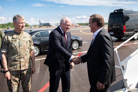 Ministras A. Anušauskas: nuolatiniam buvimui Lietuvoje bus dislokuota Vokietijos vadovaujama brigada