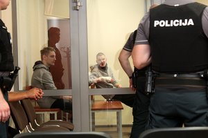 Byloje dėl žiauraus 15-metės nužudymo Šiauliuose – šokiruojantys faktai: paaiškėjo, kad už žmogžudystę buvo siūloma sumokėti