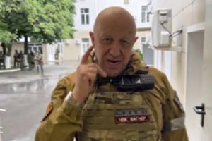 Praneša, kad J. Prigožino lėktuvas nusileido Baltarusijoje