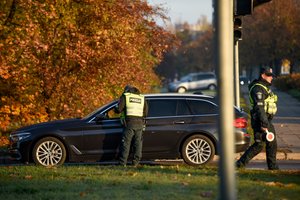 Psichologas apie charakterio tipus: kokie vairuotojai linkę sėsti prie vairo apsvaigę?