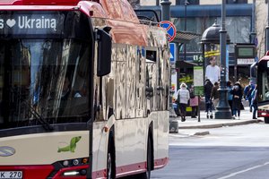 Seimas po pateikimo pritarė prezidento siūlymams viešojo transporto lengvatų sistemoje