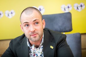 Etikos sargų kirtis T. V. Raskevičiui dėl bendravimo su P. Gražuliu: tai neatitinka politikų elgesio normų