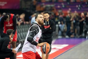 M. Jamesas gali sugrįžti į NBA: krepšininku domisi buvęs klubas