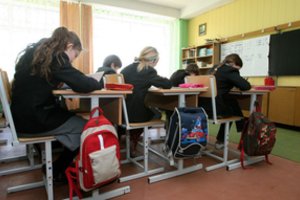 Vaiko teisių kontrolierė apie mokinių daiktų tikrinimą: galima, tik reikia išlaikyti pagarbą vaikams