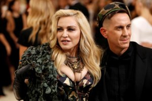 Madonnai atsidūrus intensyvios terapijos skyriuje – šeimą ištiko šokas: „Ruošėsi blogiausiam“