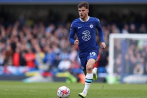 „Manchester United“ pasirašė sutartį su M. Mountu