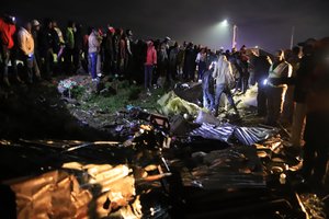 Vienos didžiausių avarijų Kenijoje aukų skaičius išaugo iki 49