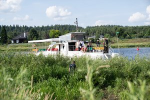 Kauno rajone ties Pyplių piliakalniu užsidegė keleivinis laivas „Žalgiris“