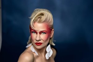 Lina Rastokaitė skelbia apie pirmuosius savo koncertus: „Esu visa galva panirusi į muziką“