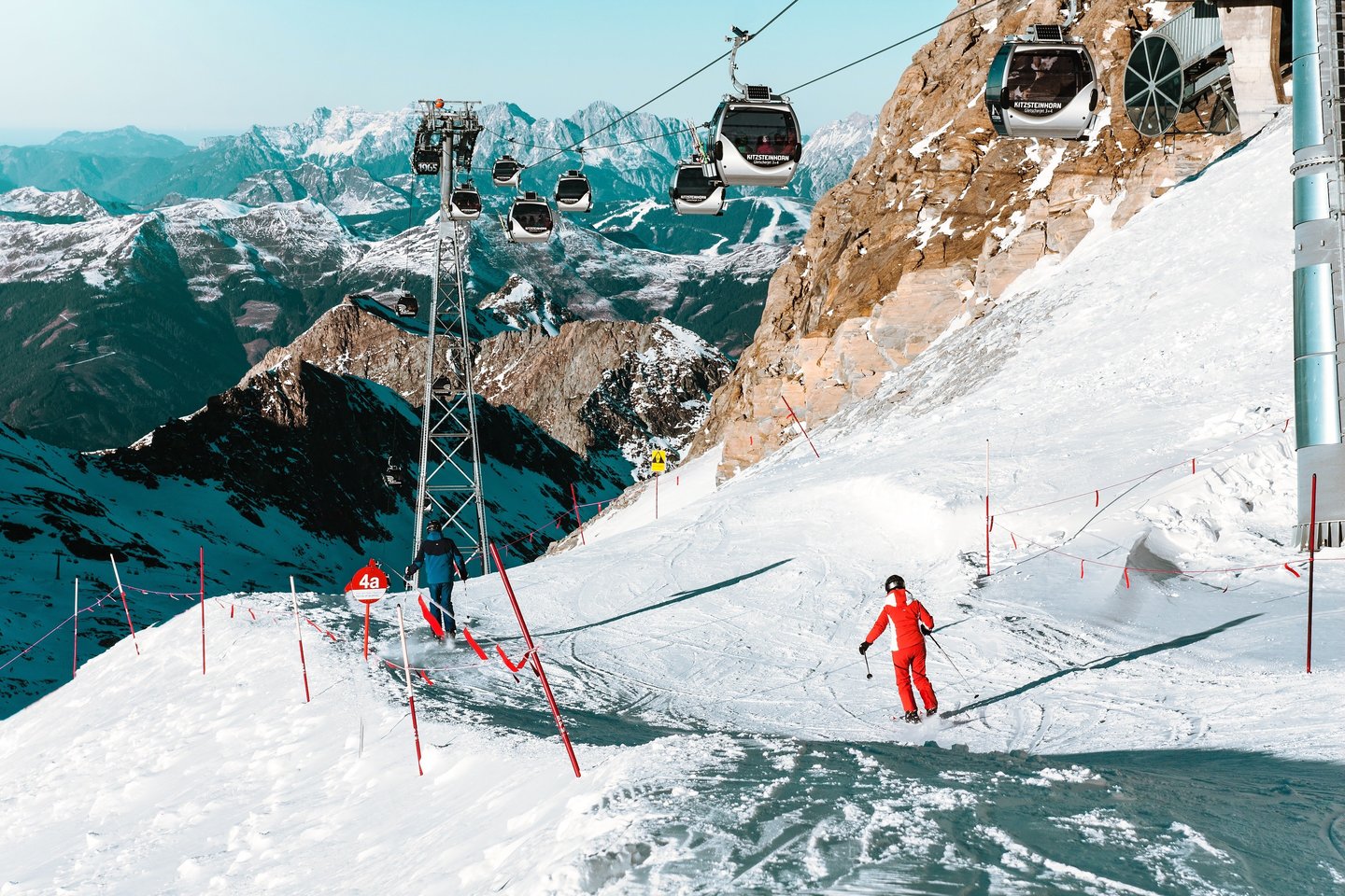Šveicarijos Alpėse yra daugiau nei 330 slidinėjimo zonų, kurių kainos dabar panašios į Austrijos slidinėjimo zonas.<br>„Pexels.com“ nuotr.