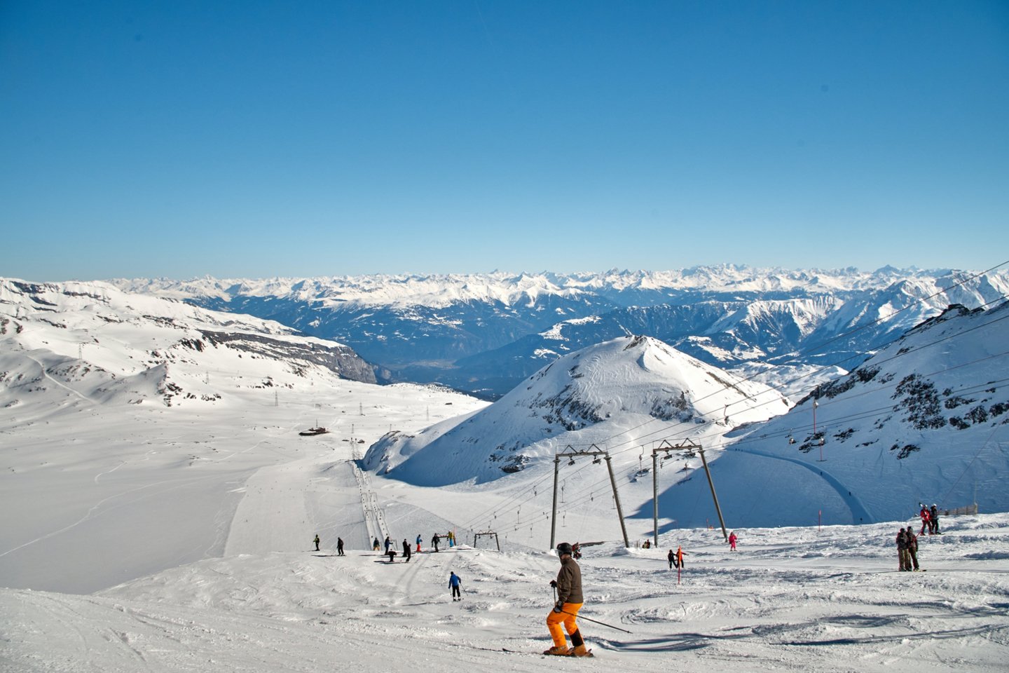 Šveicarijos Alpėse yra daugiau nei 330 slidinėjimo zonų, kurių kainos dabar panašios į Austrijos slidinėjimo zonas.<br>„Pexels.com“ nuotr.