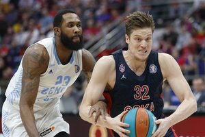 Švedijos krepšininkas nutarė atgailauti, kad žaidė Maskvos CSKA: lieja ašaras, jog to dabar nedarytų