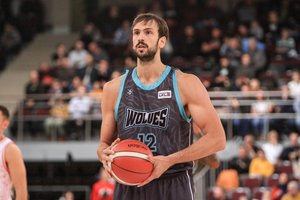 „Wolves“ atsisiveikino su savo pirmuoju legionieriumi