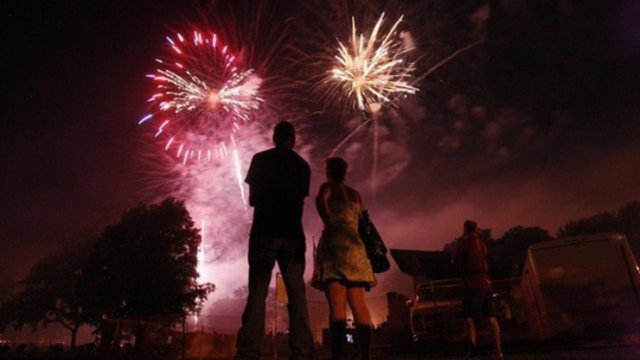 Amerikiečiai paminėjo JAV Nepriklausomybės dieną: šventės akcentas – kvapą gniaužiantys fejerverkai