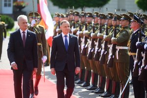 Prieš NATO viršūnių susitikimą į Vilnių atvyko Lenkijos prezidentas A. Duda: viešės tris dienas