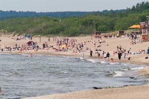 Paplūdimiuose – tik gruzdinti skrebučiai: verslininkas pasakė, kodėl pajūryje negausite normalaus maisto