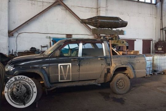 Pastebėtas dar vienas rusiškas karinis frankenšteinas: jau naudoja ir UAZ automobilius