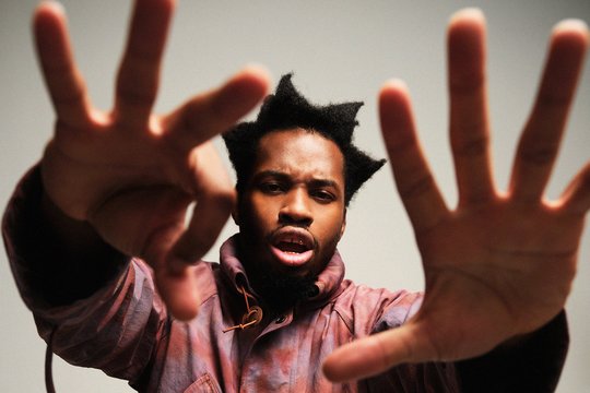 Sostinę netrukus sudrebins repo vizionieriaus Denzelio Curry pasirodymas