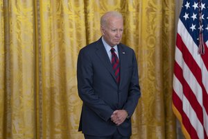 J. Bidenas: Ukraina dar nepasirengusi narystei NATO