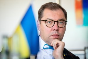 Ukraina ragina NATO aiškiai įvardyti įsipareigojimą suteikti narystę