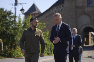 V. Zelenskis dar kartą pasisakė už geresnę sienos su Baltarusija apsaugą