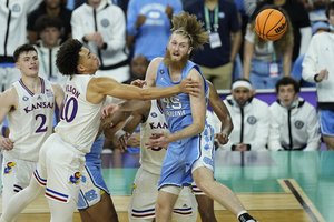 „Žalgirio“ pasiūlymą kol kas stalčiuje laikantis amerikietis blizga NBA vasaros lygoje